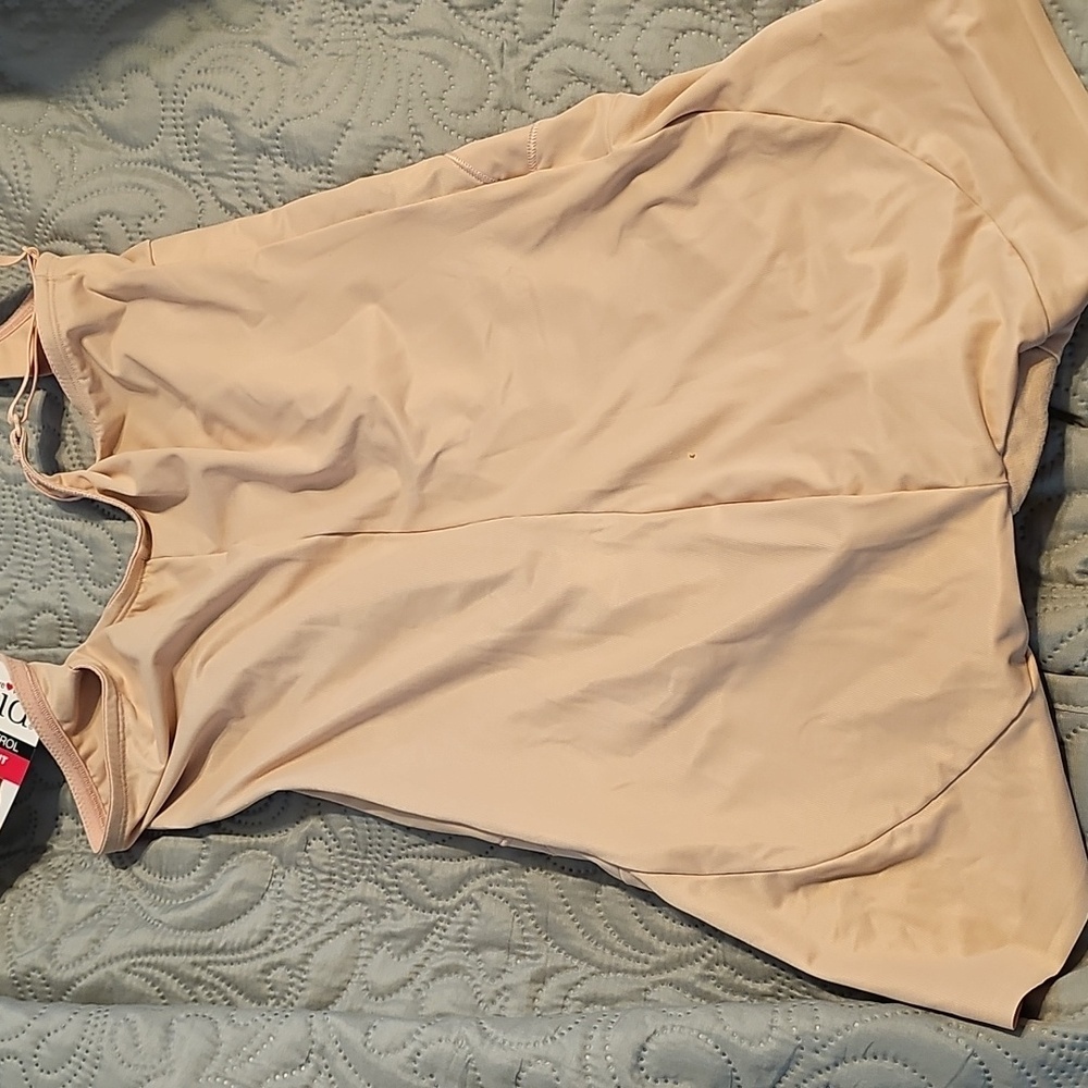 Cupid Extra Firm Control Boyshort Tummy Tuck Bodysuit -Plus Size - Picture 6 of 6